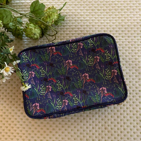 Target Bags Cosmetic Target Travel Bag Poshmark